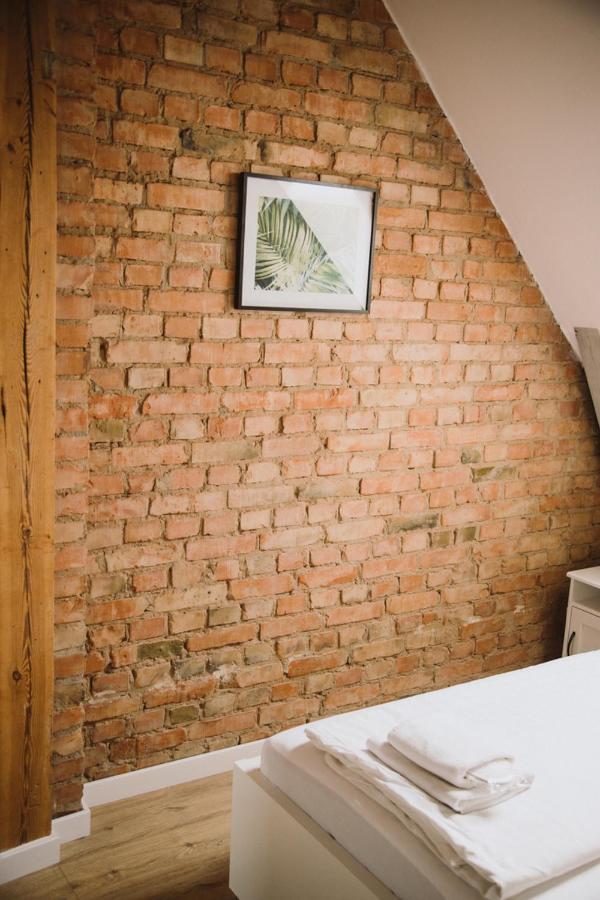 Apartamenty Leszno Лешно Екстер'єр фото