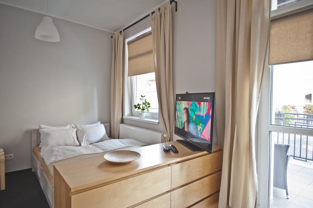 Apartamenty Leszno Лешно Екстер'єр фото