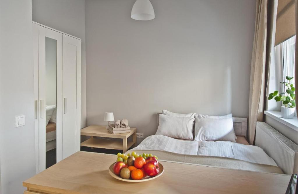 Apartamenty Leszno Лешно Екстер'єр фото