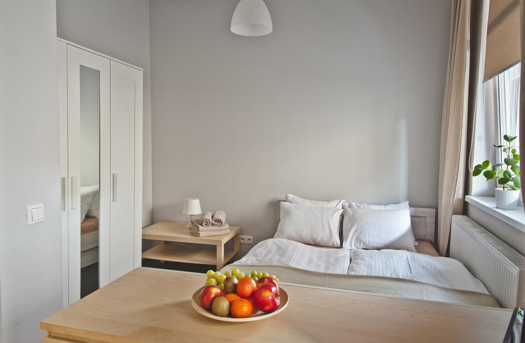 Apartamenty Leszno Лешно Екстер'єр фото