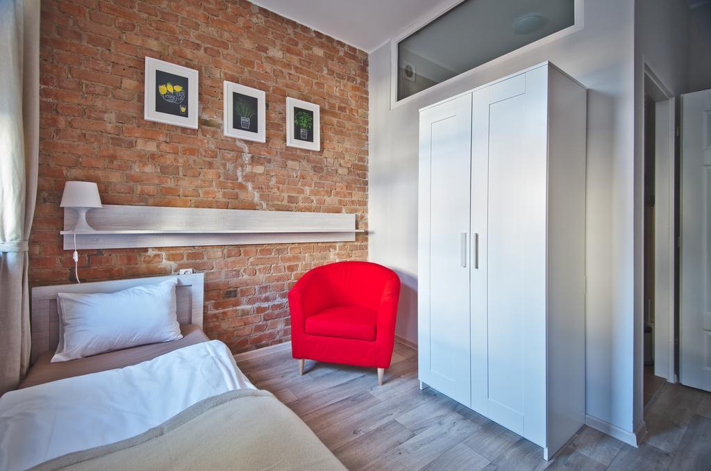 Apartamenty Leszno Лешно Екстер'єр фото