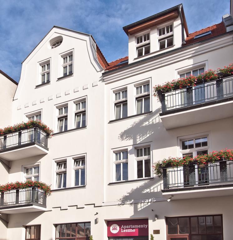 Apartamenty Leszno Лешно Екстер'єр фото