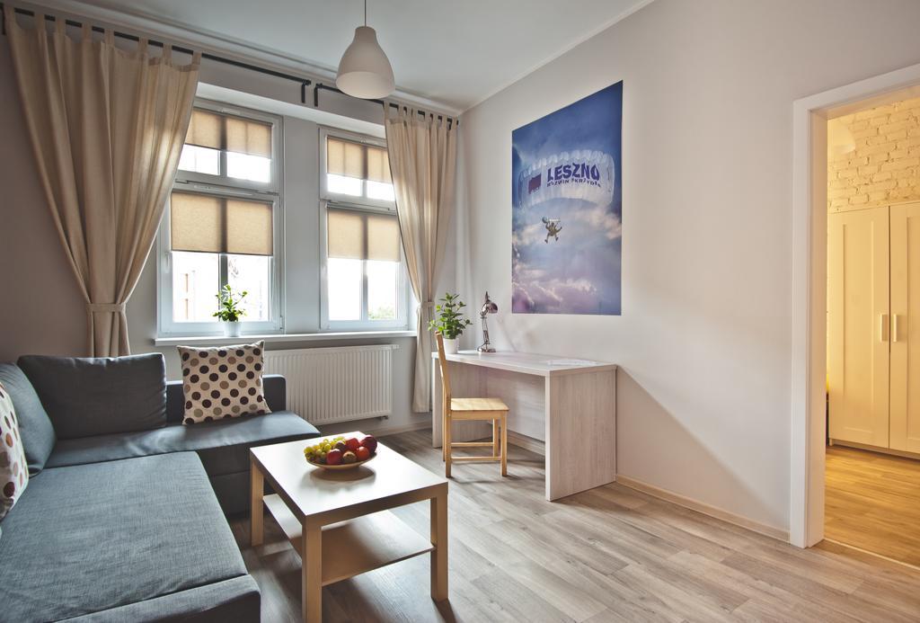 Apartamenty Leszno Лешно Екстер'єр фото