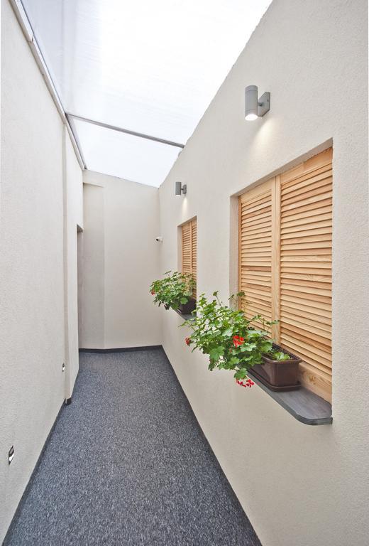 Apartamenty Leszno Лешно Екстер'єр фото