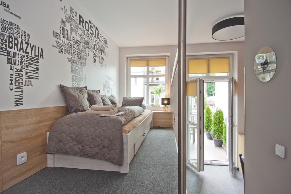 Apartamenty Leszno Лешно Екстер'єр фото